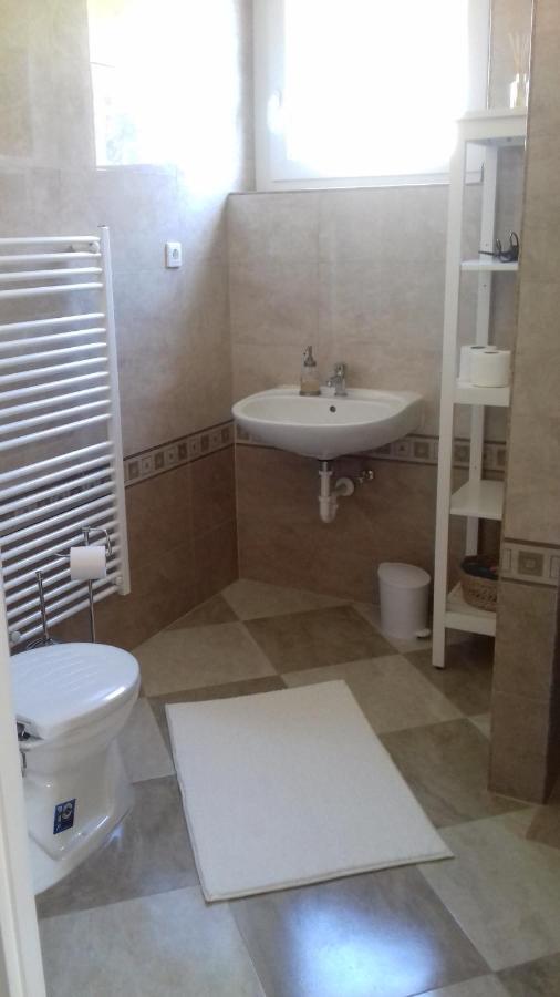 Aranyoshaz-Vendeghaz Appartement Boedapest Buitenkant foto