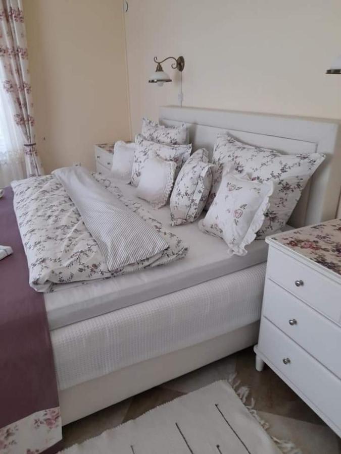 Aranyoshaz-Vendeghaz Appartement Boedapest Buitenkant foto